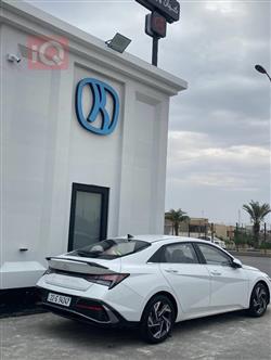 هیوندای ئەلەنترا